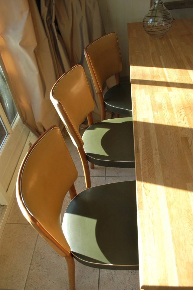 4 Eetkamerstoelen - vintage jaren